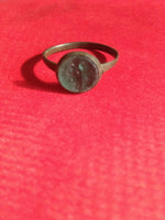 Medieval-Bronze-Ring-With-Green-Glass-Intaglio-www.nerocoins.com