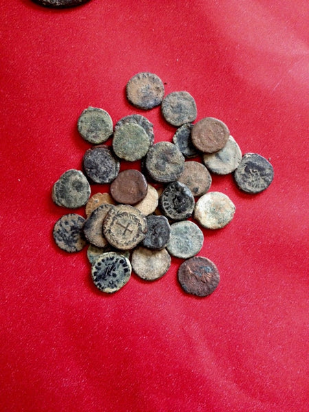 UNCLEANED-AND-UNSORTED-DESERT-ROMAN-CROSS-COINS-www.nerocoins.com